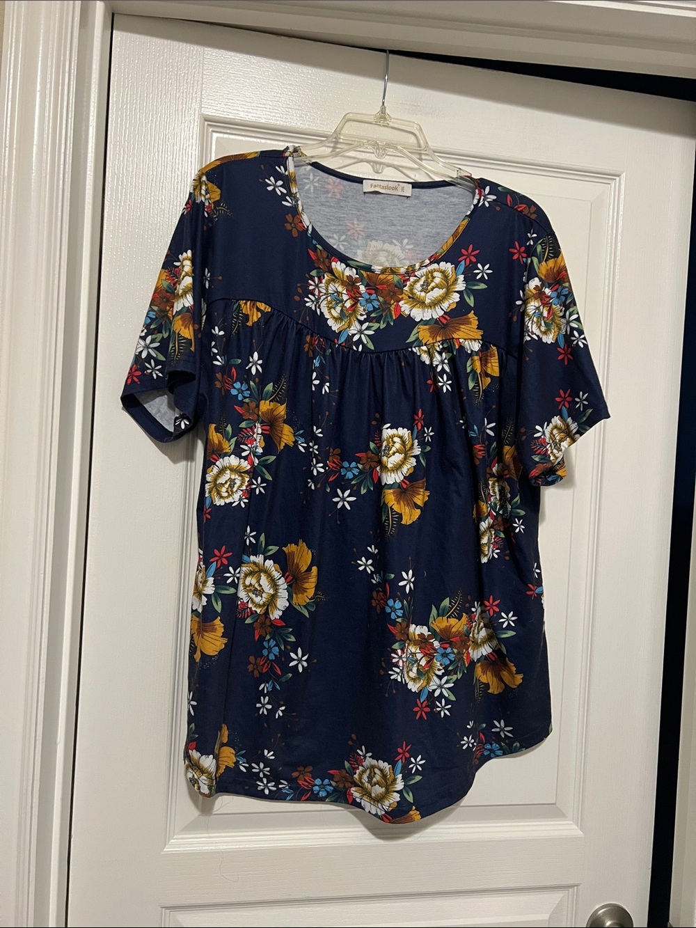 Fantaslook Navy Floral Short Sleeve Top with Mustard Accents- 2XL